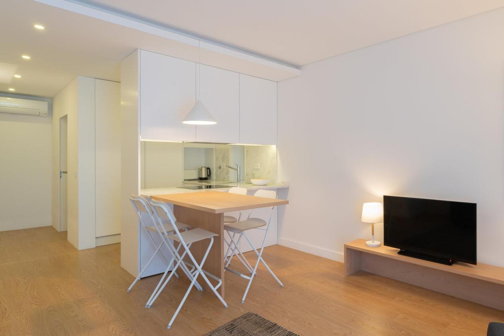 Guestready - Modern 2-Bedroom Apt In Cedofeita Porto Eksteriør bilde